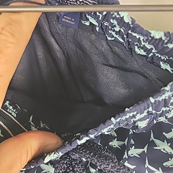 NWT NEW Vilebrequin Boys Swim Trunks Shark Print Bleu Marine Sz 10 Retail $160 - Picture 3 of 6